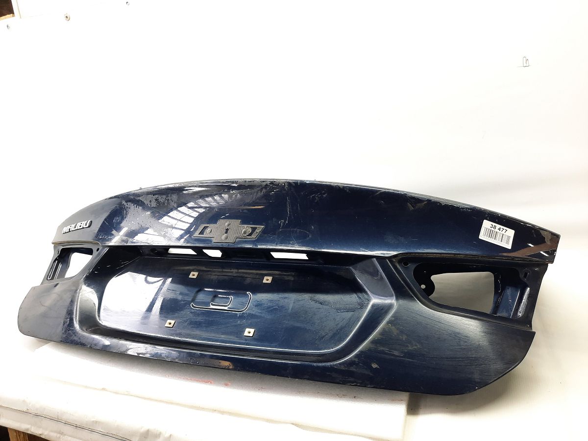 Malibu Кришка багажника Chevrolet Malibu 2016-2021 84075221 Chevrolet Malibu 3