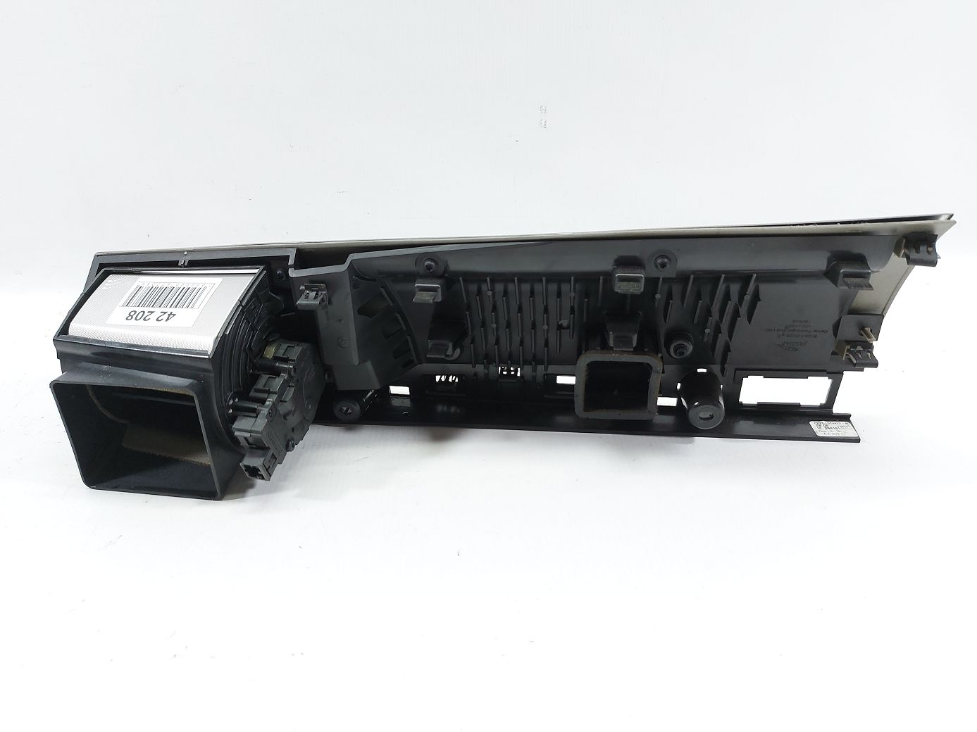 Xf Решітка повітроводу торпеди права (з накладкою) Jaguar XF 2012-2015 C2Z13549 Jaguar XF 2