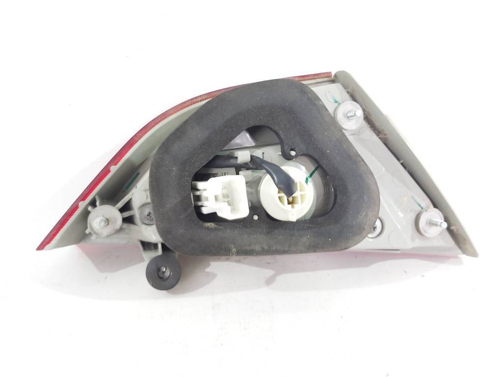 Sonata Фонарь крышки багажника правый Hyundai Sonata 2009-2015 924043Q000 Hyundai Sonata 21