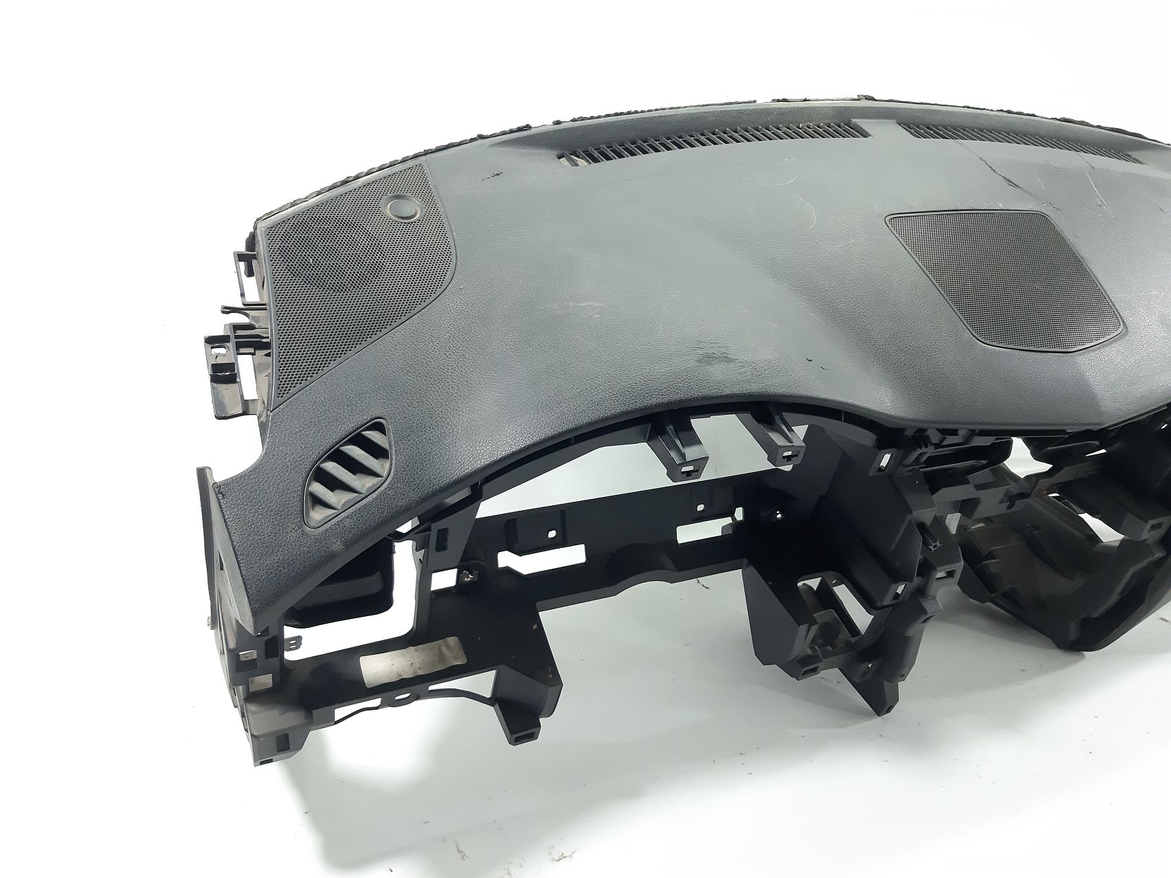 Altima Торпеда гола Nissan Altima 2014-2018 682009HT0A Nissan Altima 2