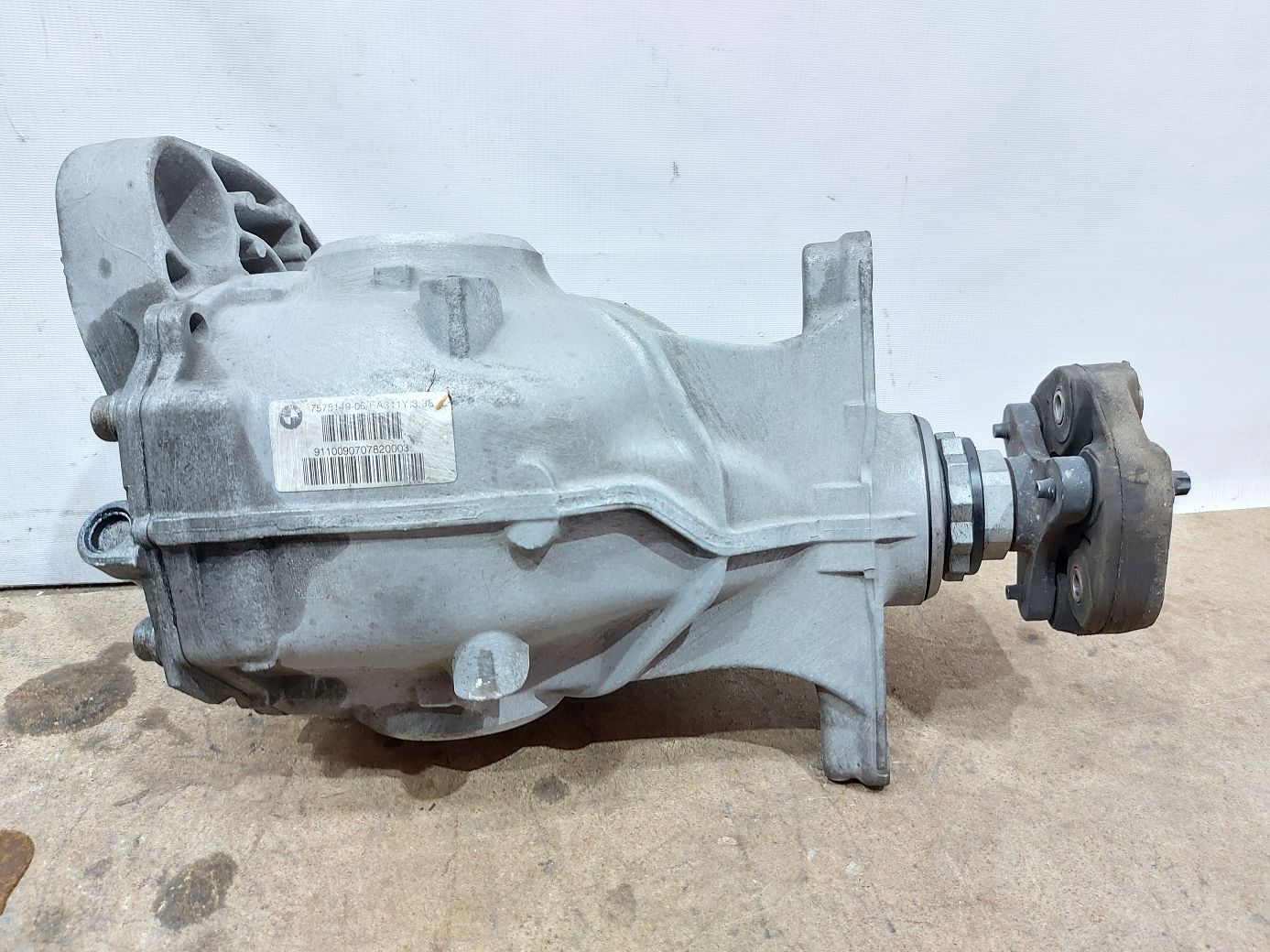 5 series Редуктор задний BMW 5 series 2011 33117573819 BMW 5 series 2