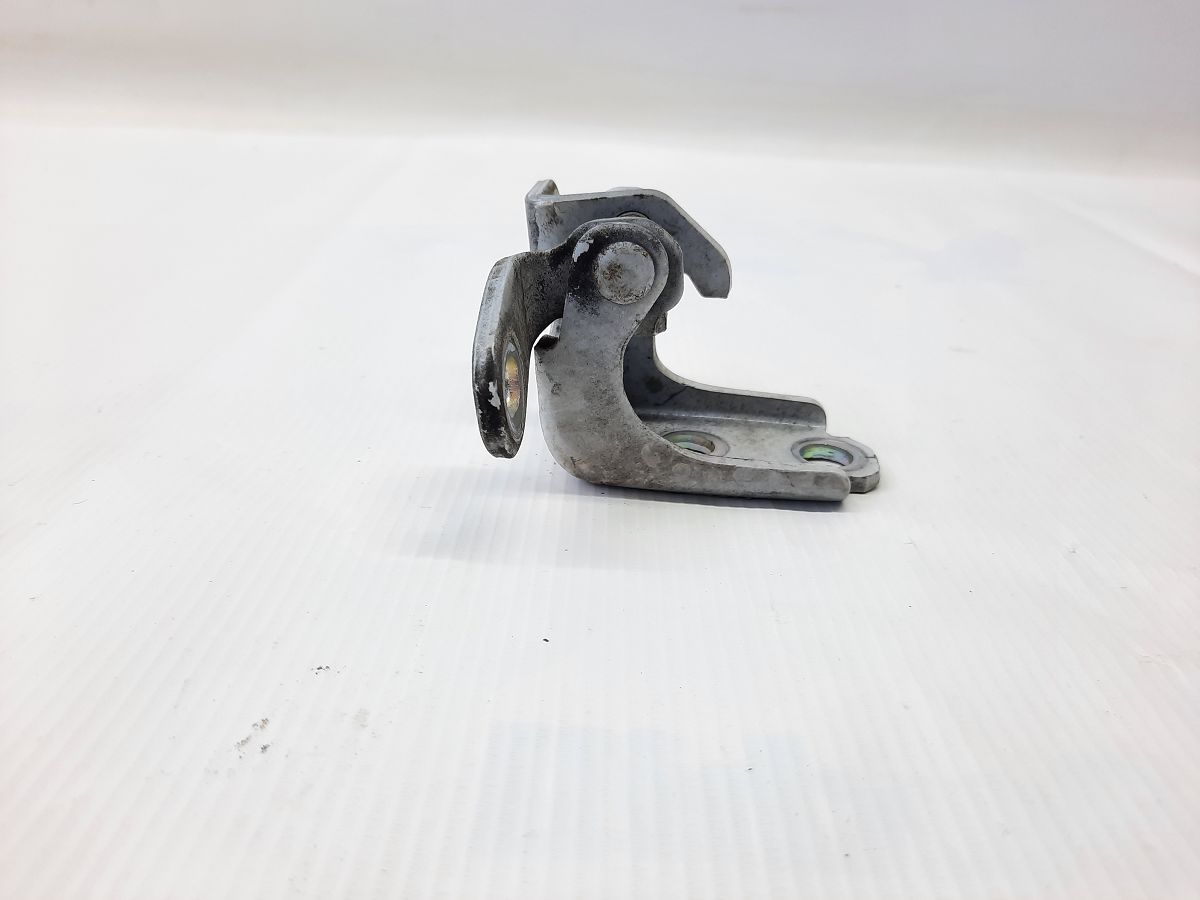 Insight Петля двери задней правой нижняя Honda Insight 2010-2014 67920SWAH11ZZ Honda Insight 3