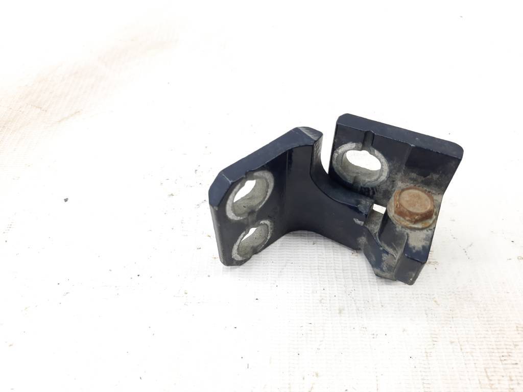 Dart Петля дверей задньої/передньої лівої/правої нижня Dodge Dart 2013-2019 68082440AF Dodge Dart 11