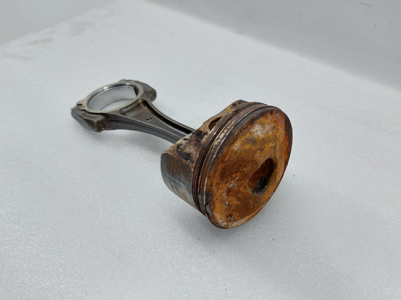 6 Шатун с поршнем Mazda 6 2014-2021 PY0111210 Mazda 6 2