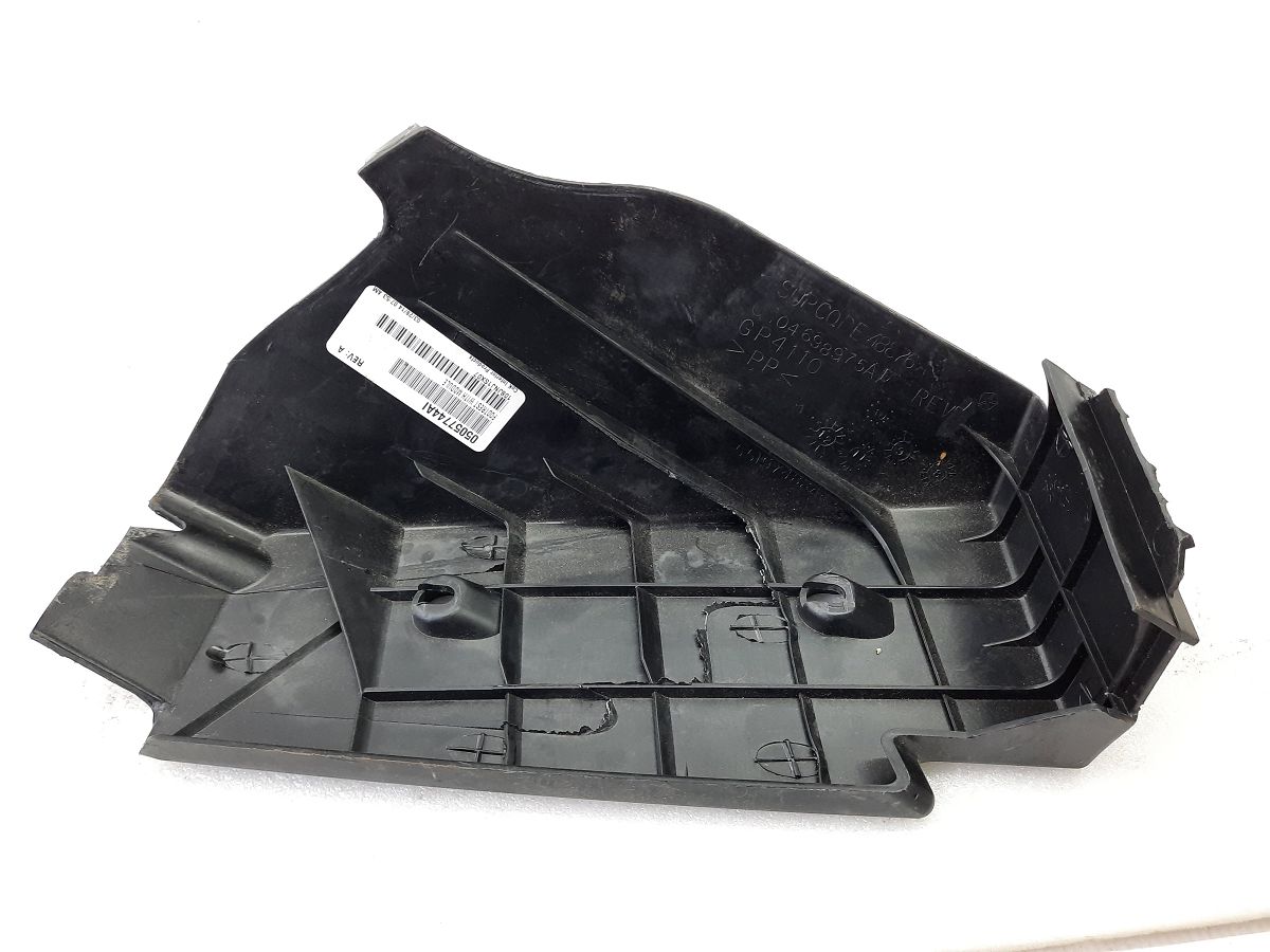 Charger Накладка відпочинку ноги Dodge Charger 2014 05057744AI Dodge Charger 4 Charger Накладка відпочинку ноги Dodge Charger 2014 05057744AI Dodge Charger 4