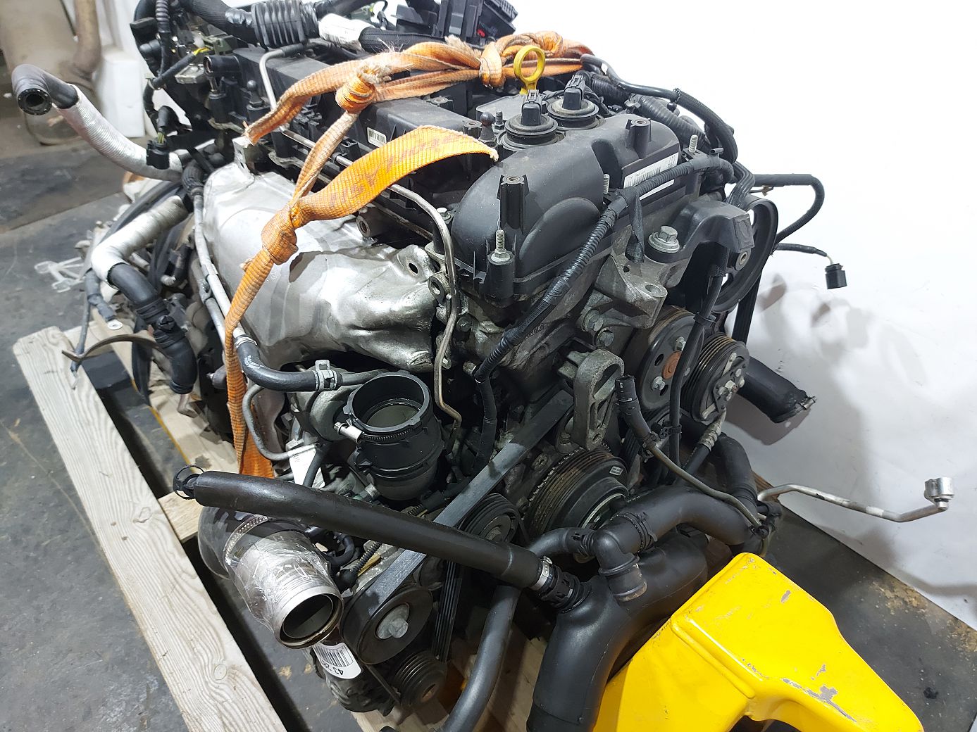 Xf Двигатель (голый) 2L turbo Jaguar XF 2013 C2D43828 Jaguar XF 4