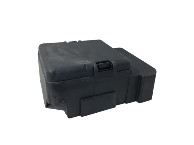 Equinox Кришка блокування запобіжників под капотом Chevrolet Equinox EV 2024-2025 85628191 Chevrolet Equinox EV 2