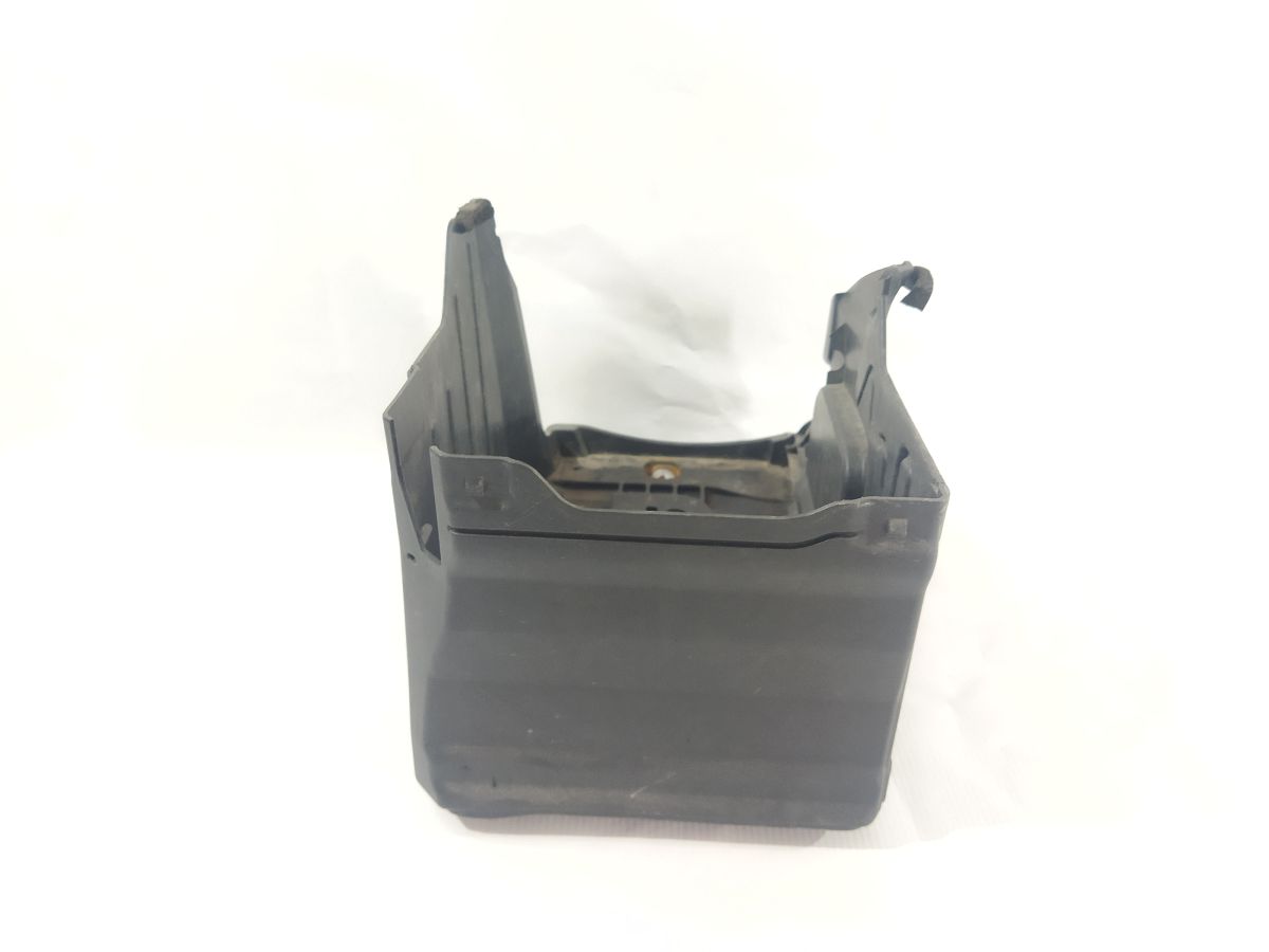 S60 Подіум АКБ Volvo S60 2012-2016 31299867 Volvo S60 4