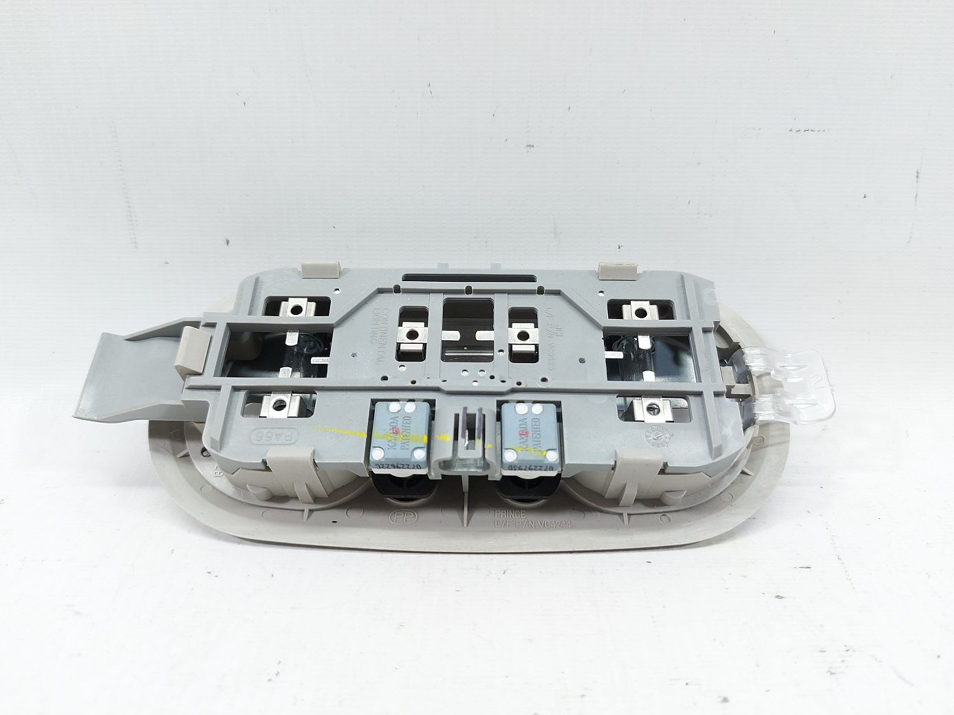 Hhr Плафон потолочный Chevrolet HHR 2009-2011 15032587 Chevrolet HHR 2