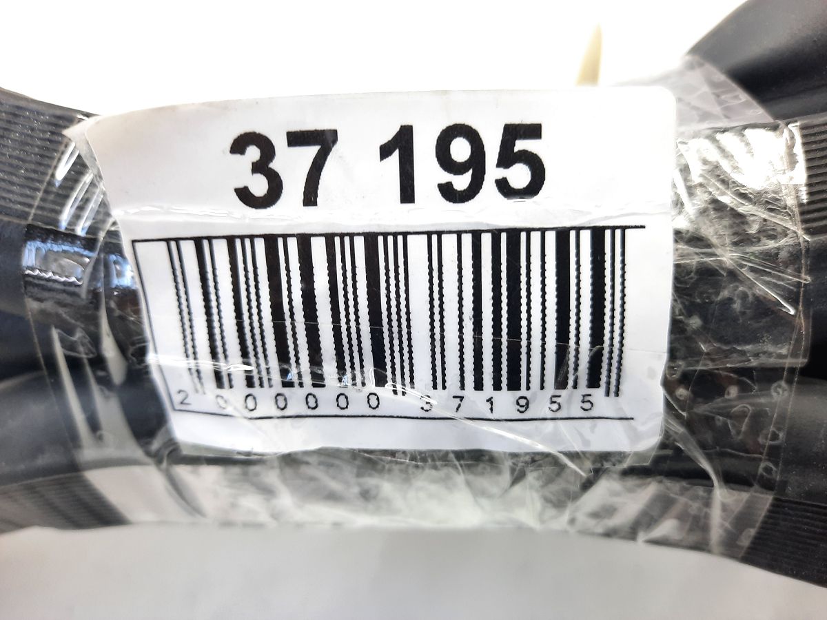 Equinox Ущільнювальна гумка отвору дверей задньої лівої/правої Chevrolet Equinox 2010-2017 23261079 Chevrolet Equinox 4