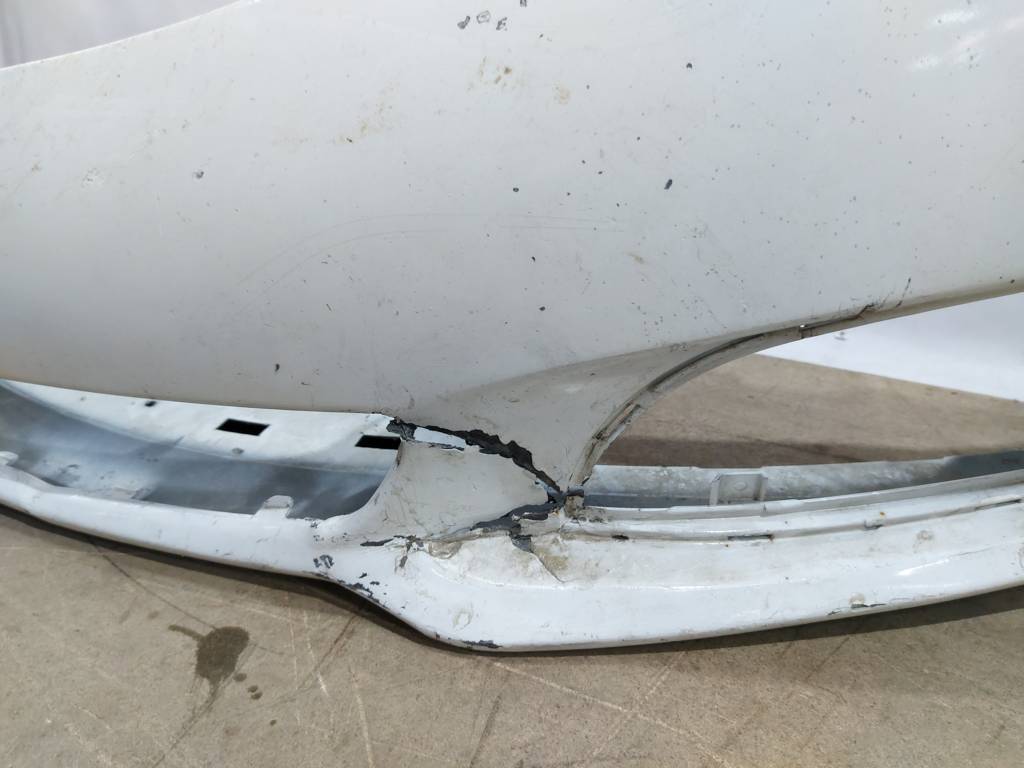 Regal Бампер передний Buick Regal 2014-2017 22938366 Buick Regal 3