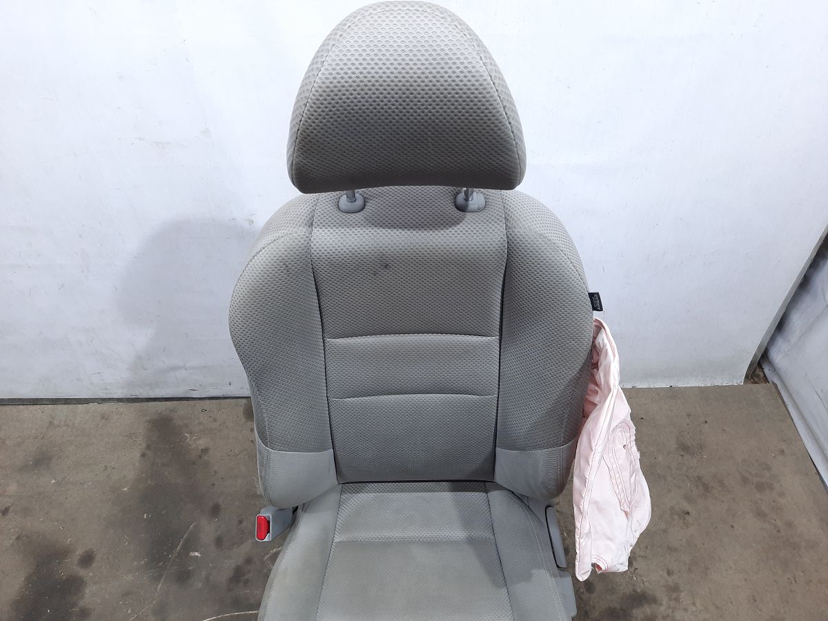 Insight Сидение водителя Honda Insight 2010-2014 81526TM8A02 Honda Insight 9
