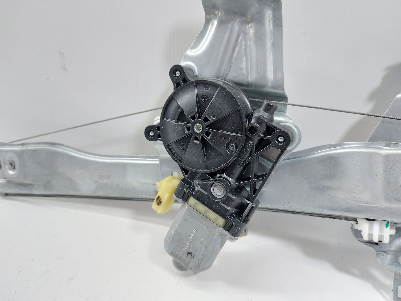 Volt Склопідйомник дверей задньої лівої Chevrolet Volt 2011-2015 20998046 Chevrolet Volt 3