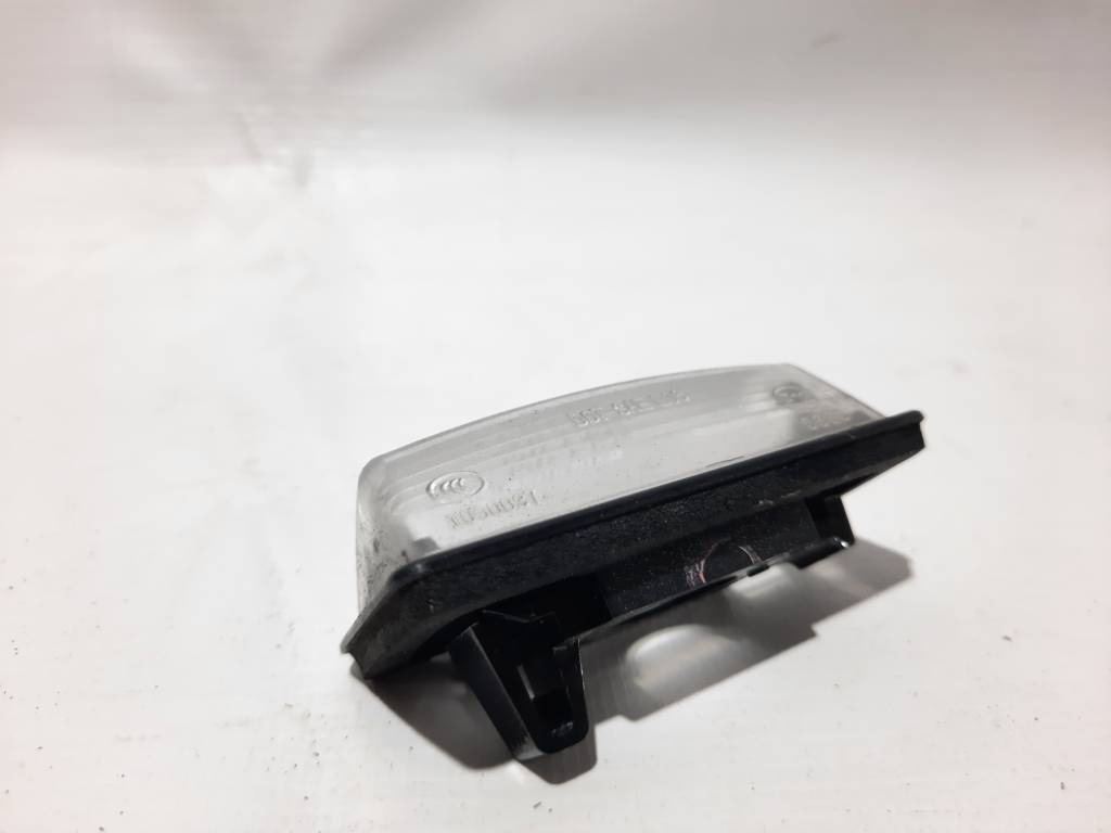 Altima Ліхтар підсвічування номера лівий/правий Nissan Altima 2008-2020 265108991B Nissan Altima 8 Altima Ліхтар підсвічування номера лівий/правий Nissan Altima 2008-2020 265108991B Nissan Altima 8