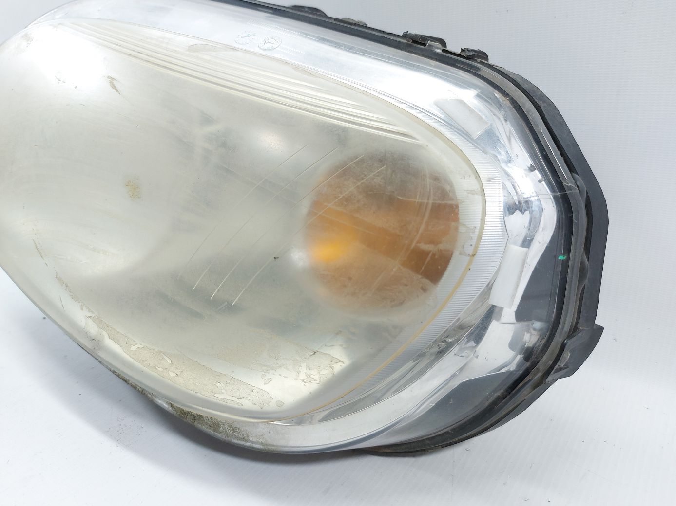 Товары с дефектами Фара передняя левая (битая) Chevrolet HHR 2006-2011 15827441 Chevrolet HHR 3