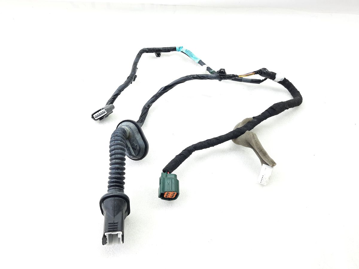 Sentra. Проводка двери задней левой Nissan Sentra 2013-2019 241273SG0A Nissan Sentra