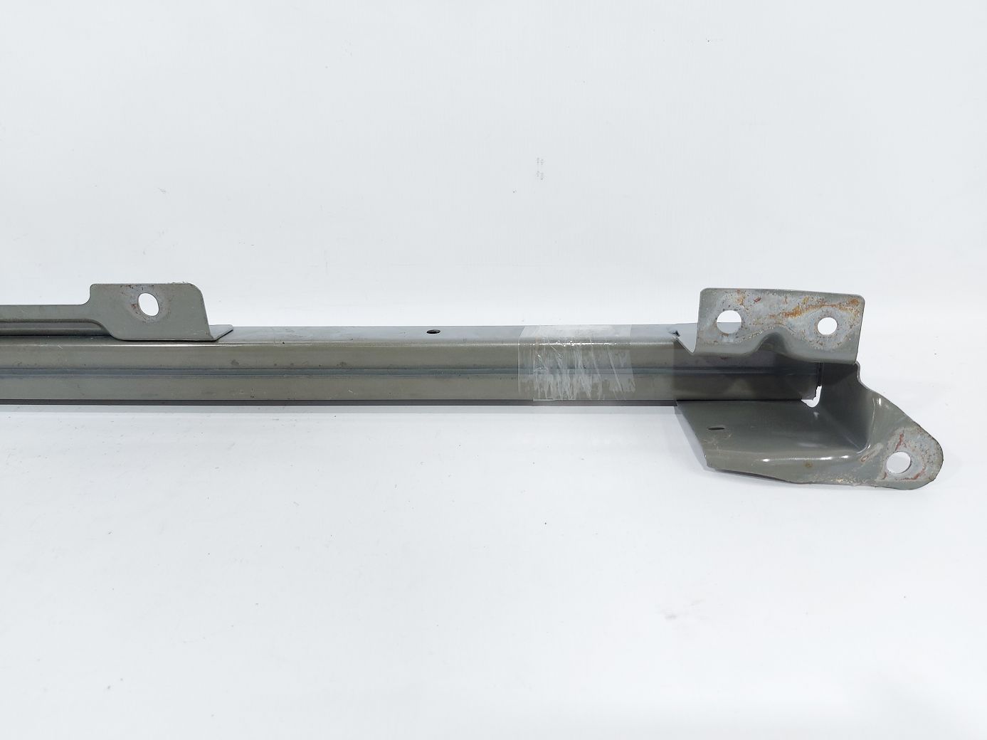 Patriot Распорка под задние сидения Jeep Patriot 2011-2017 5115657AB Jeep Patriot 5