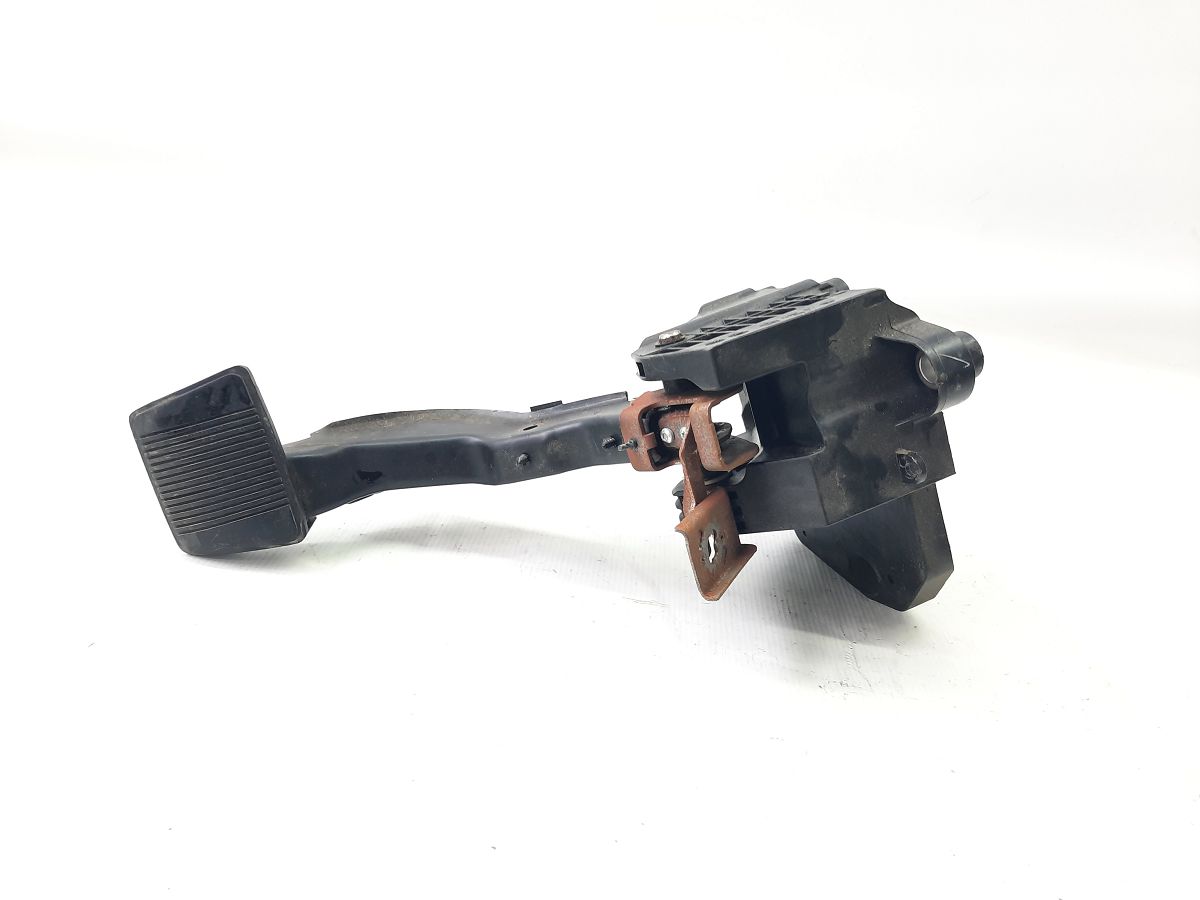 Dart Педаль гальма Dodge Dart 2015 4581693AG Dodge Dart 8