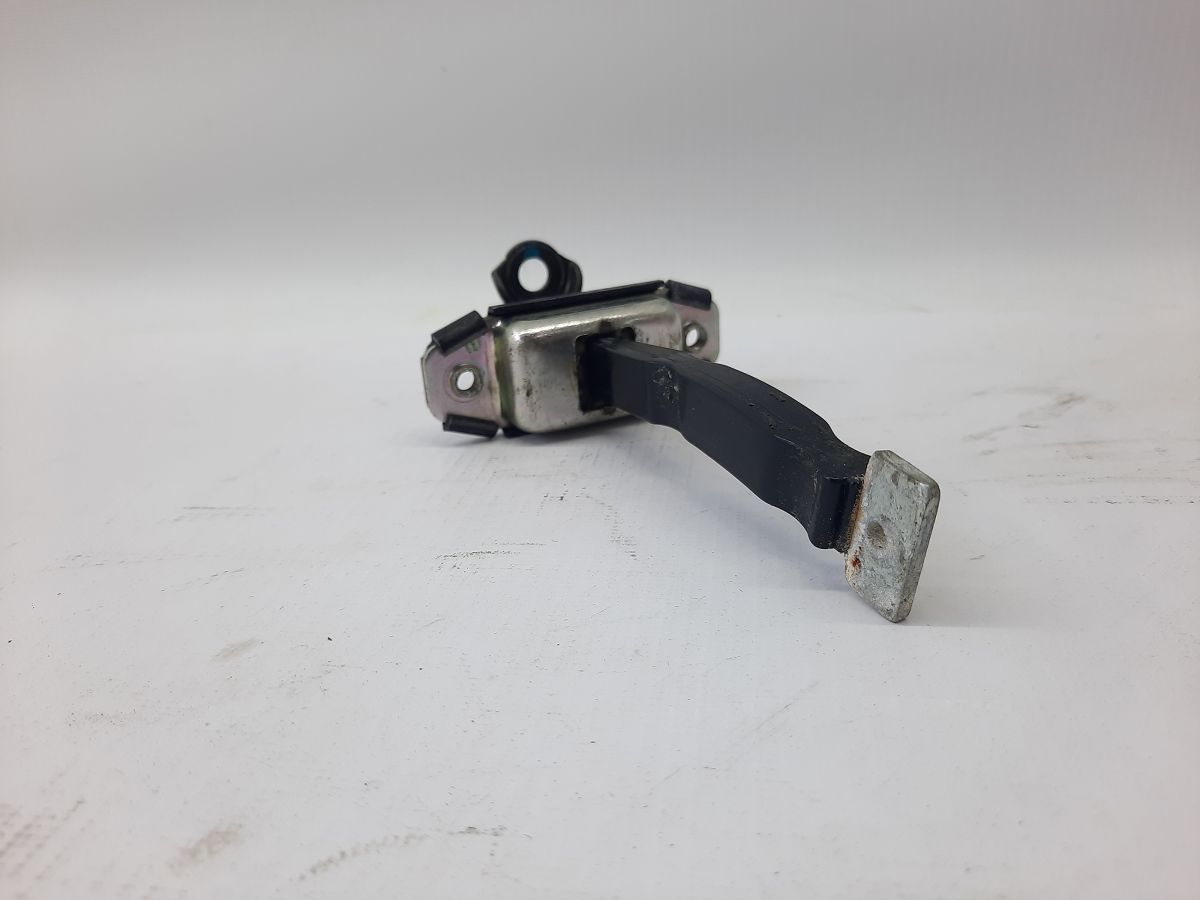 Forte Обмежувач відкриття дверей задньої лівої Kia Forte 2014-2018 79490A7000 Kia Forte 2