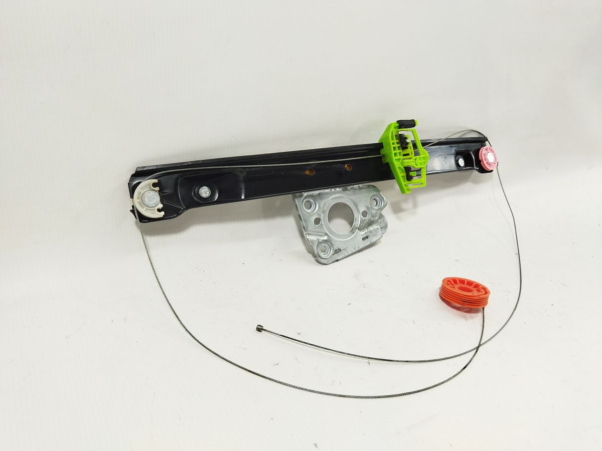 Товари з дефектами Склопідйомник дверей задньої правої (дефект) BMW 328i xDrive 2009-2011 51357140590 BMW 328i xDrive 2