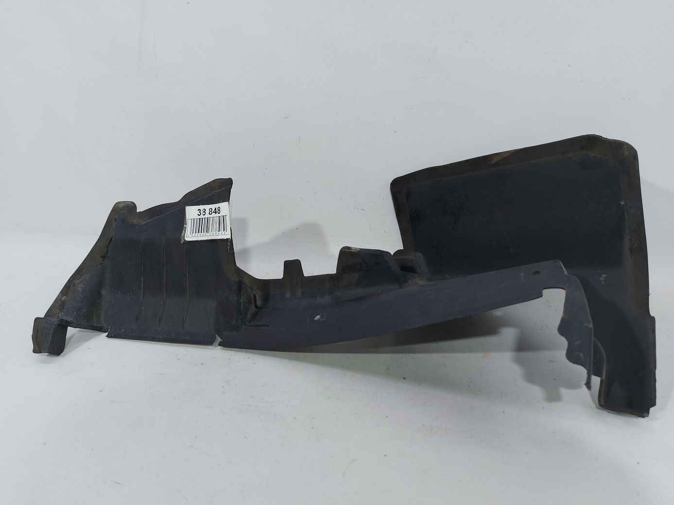 Charger. Пильовик радіатора правий Dodge Charger 2011-2014 57010436 Dodge Charger