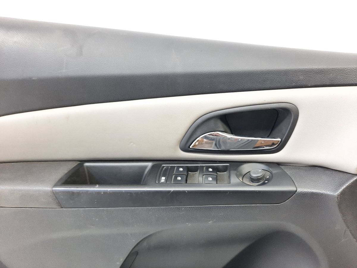 Cruze Карта двери передней левой Chevrolet Cruze 2011-2014 95319528 Chevrolet Cruze 2 Cruze Карта двери передней левой Chevrolet Cruze 2011-2014 95319528 Chevrolet Cruze 2