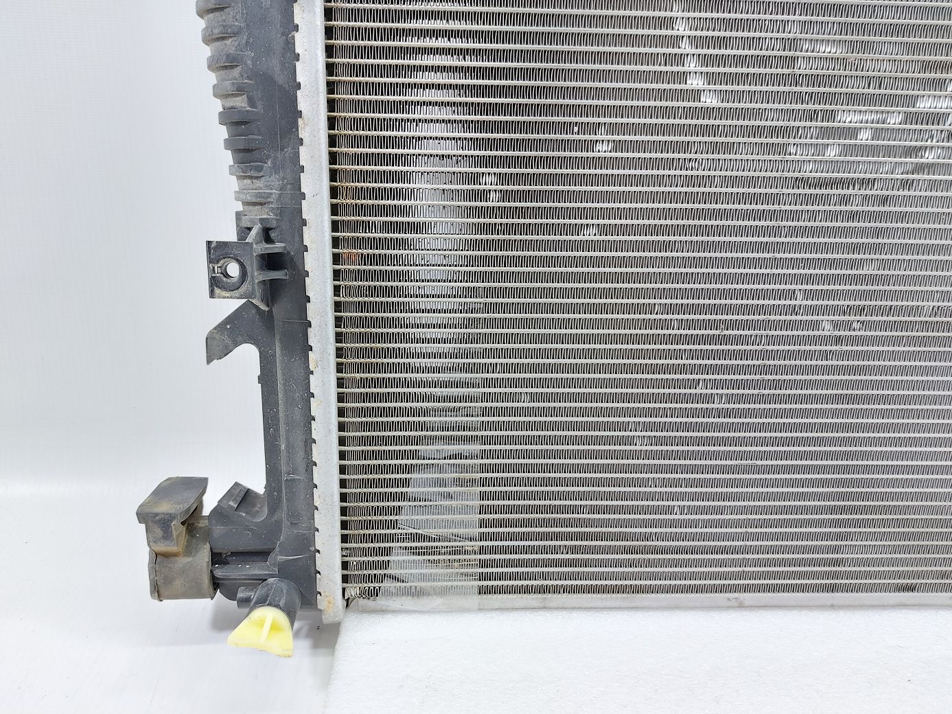 200 limited Радиатор охлаждения двигателя Chrysler 200 Limited 2015-2017 68197299AC Chrysler 200 Limited 3