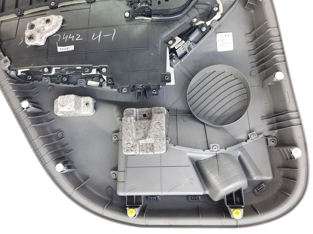 Elantra Карта дверей задньої правої Hyundai Elantra 2014-2016 833063X062RBU Hyundai Elantra 2