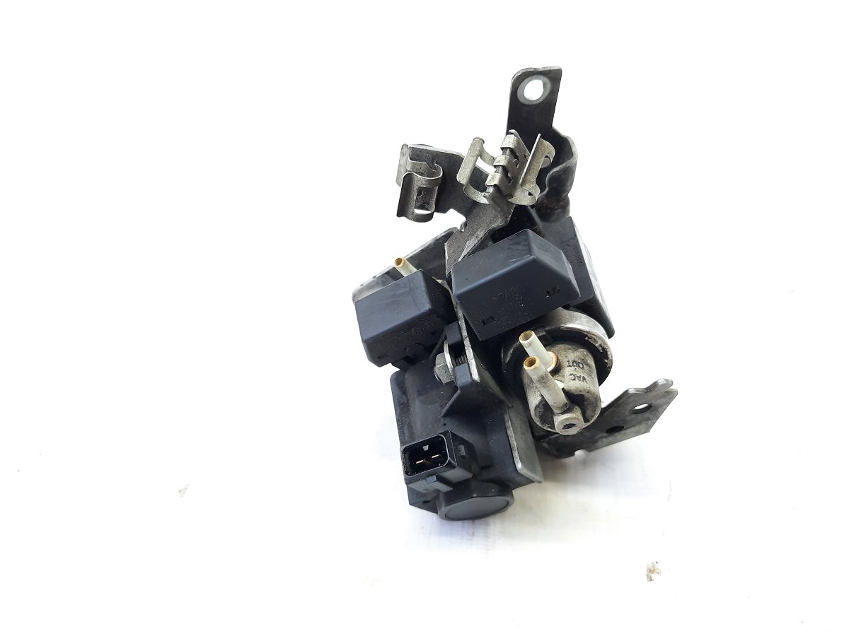 7 series. Клапан електромагнітний BMW 7 2012 11747595374 BMW 7