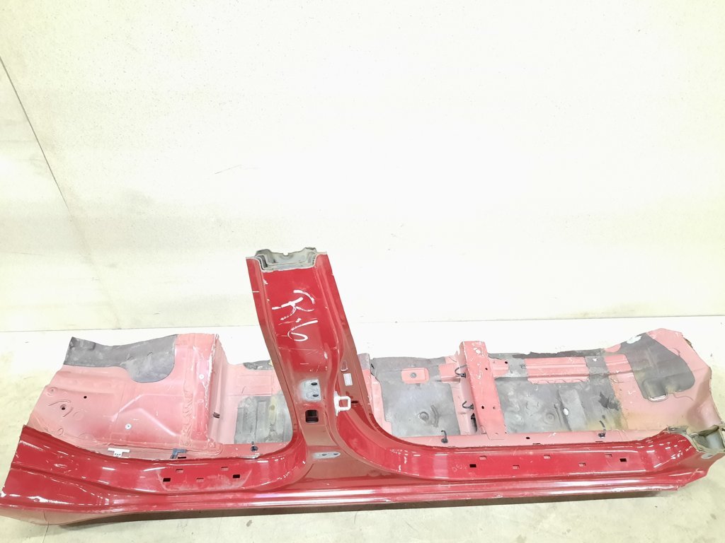 Forte Стійка центральна права (метал) поріг Kia Forte 2014-2016 71402A7B00 Kia Forte 7