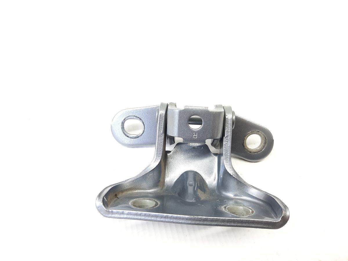 Elantra Петля двері задньої правої верхня Hyundai Elantra 2006-2021 794203K000 Hyundai Elantra 2