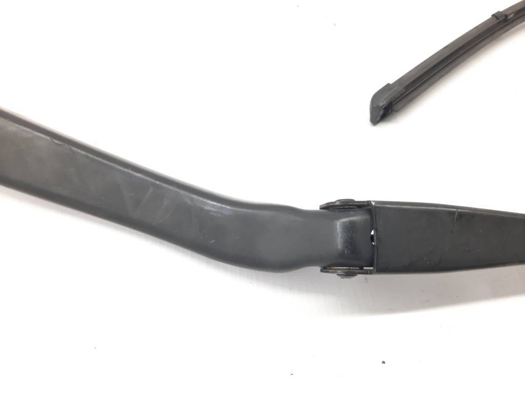 328i xdrive Рычаг стеклоочистителя правый BMW 328i xDrive 2011 61617253397 BMW 328i xDrive 6