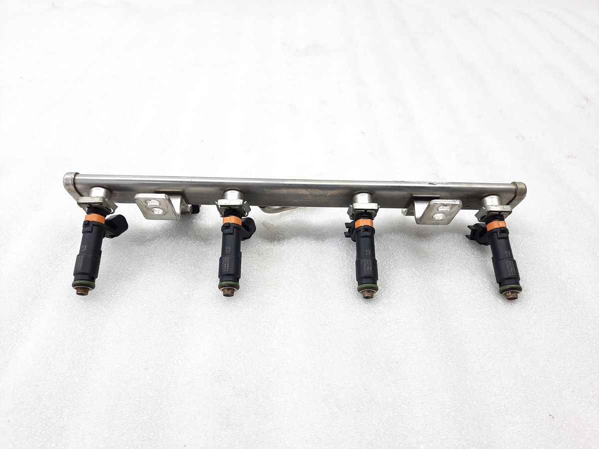 Dart. Топливная рейка Dodge Dart 2013-2019 4593987AC Dodge Dart