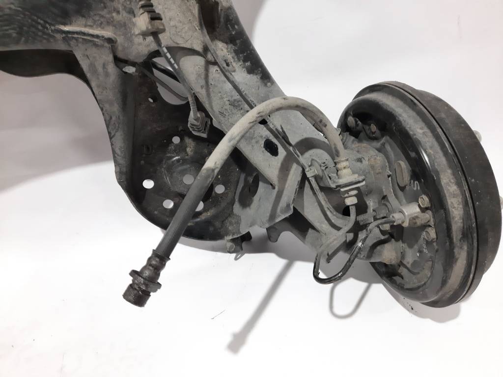 Insight Задня балка Honda Insight 2010 42100TM8A03 Honda Insight 27