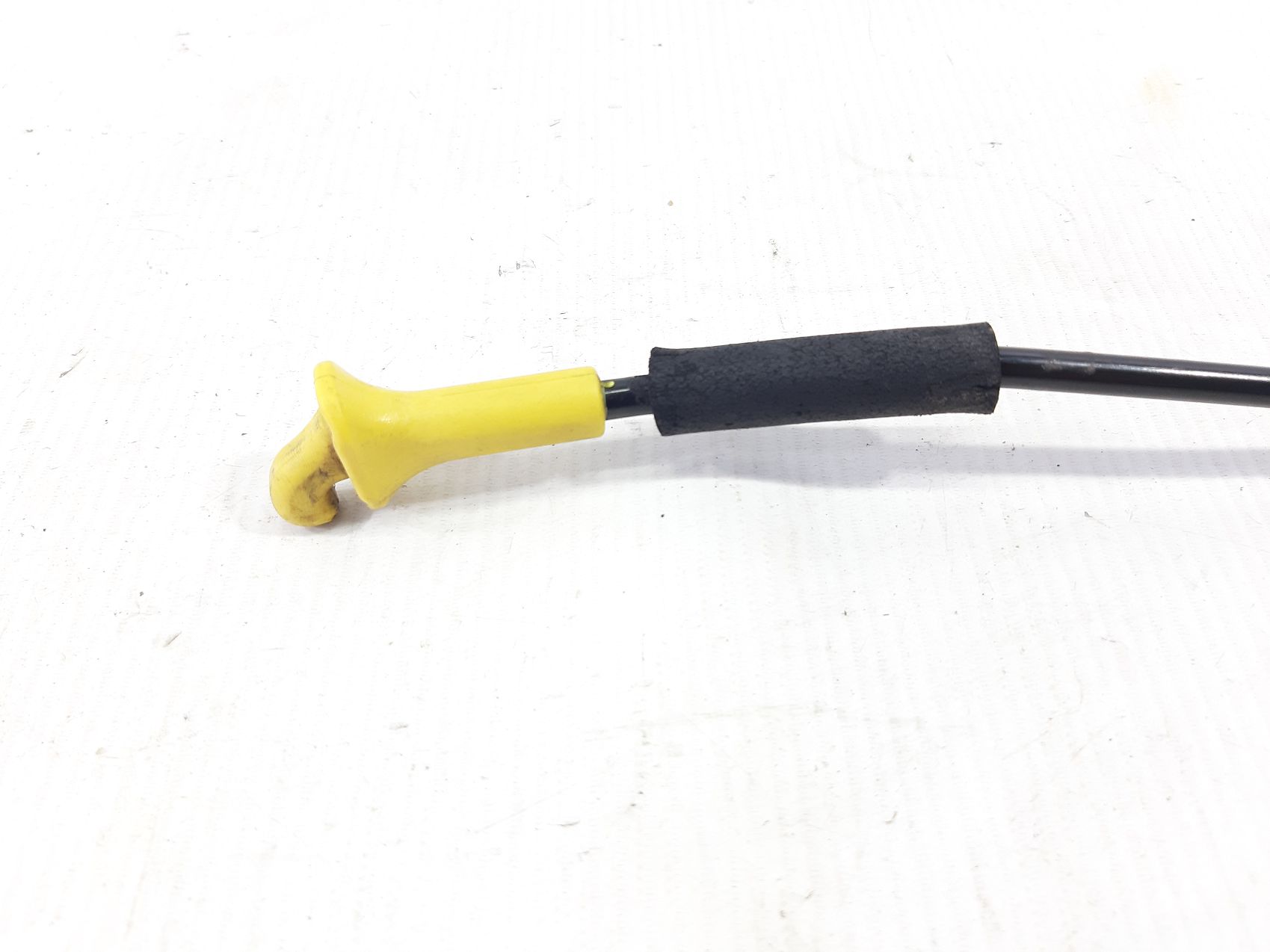 Rio Упор капота Kia Rio 2012-2017 811701W000 Kia Rio 5 Rio Упор капота Kia Rio 2012-2017 811701W000 Kia Rio 5