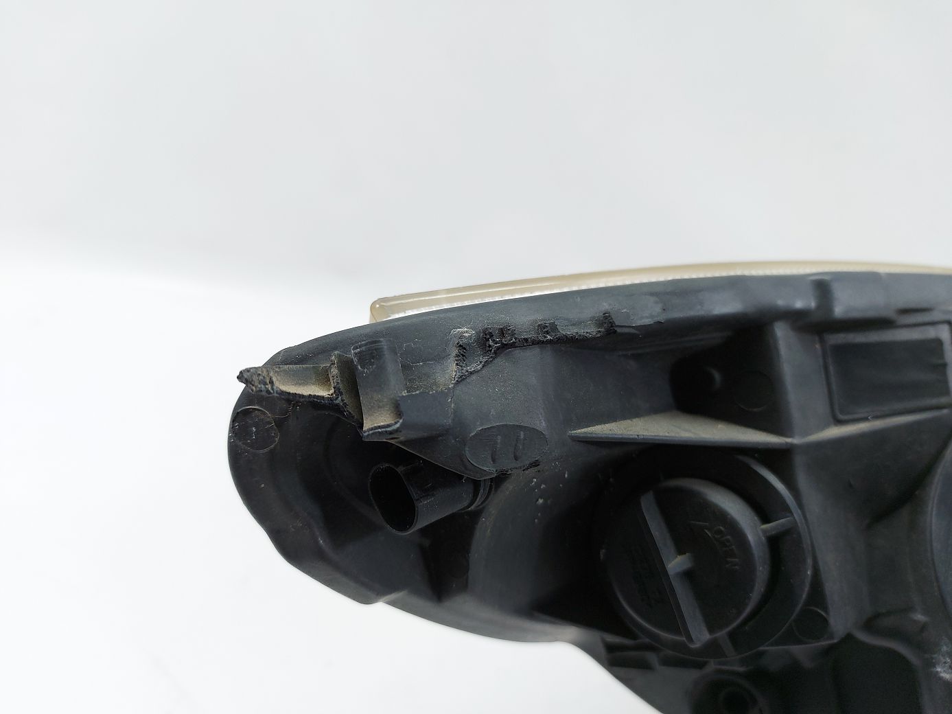 Regal Фара передняя левая (неоригинал) TYC Buick Regal 2014-2017 13426667 Buick Regal 14