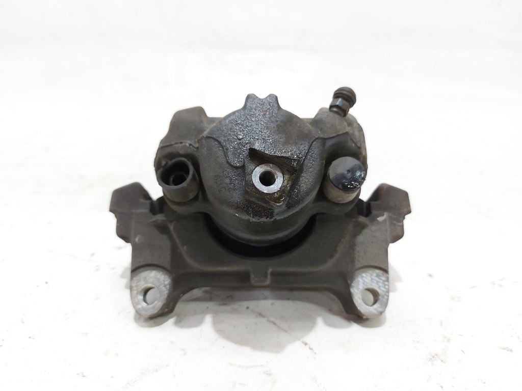 Passat s Суппорт тормозной передний правый Volkswagen Passat S 2009-2018 5N0615124 Volkswagen Passat S 8