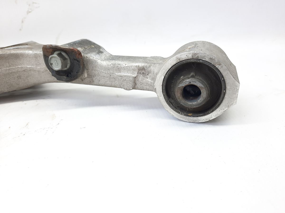 Cadenza Рычаг задний нижний поперечный правый Kia CADENZA 2014-2016 552203V055 Kia CADENZA 2