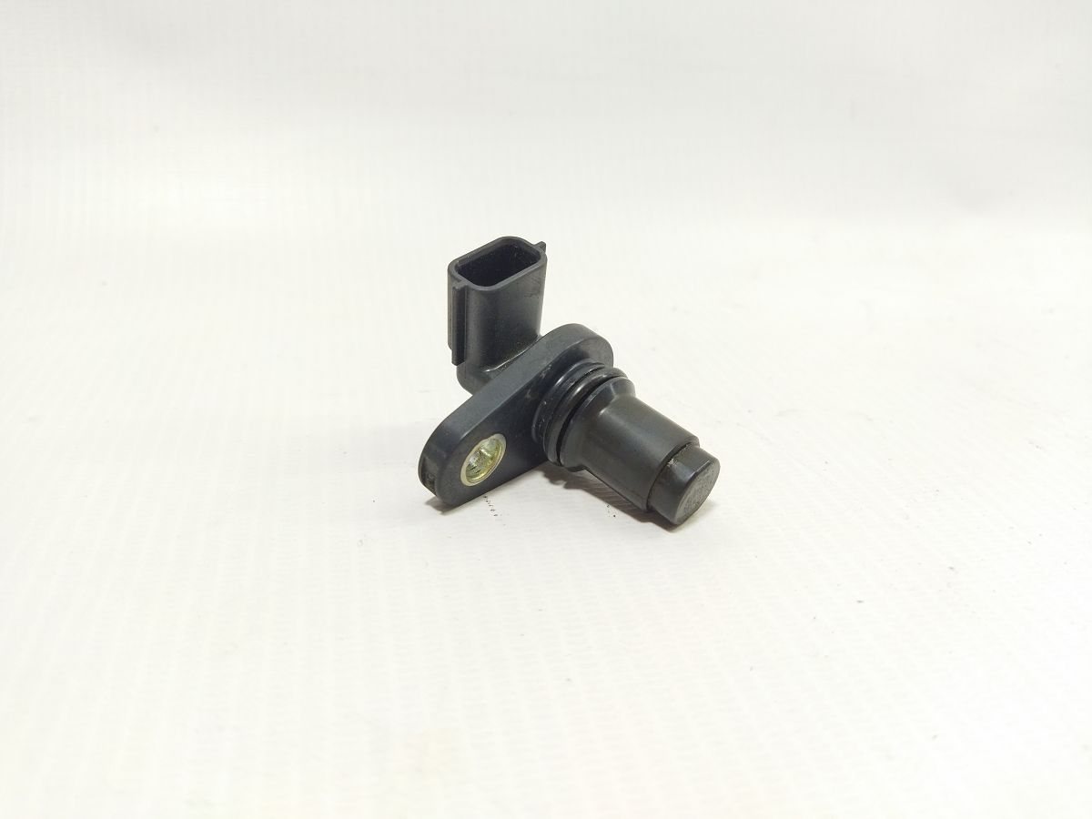 Altima. Датчик положення распредвала лівий/правий Nissan Altima 2014-2018 23731JA11B Nissan Altima
