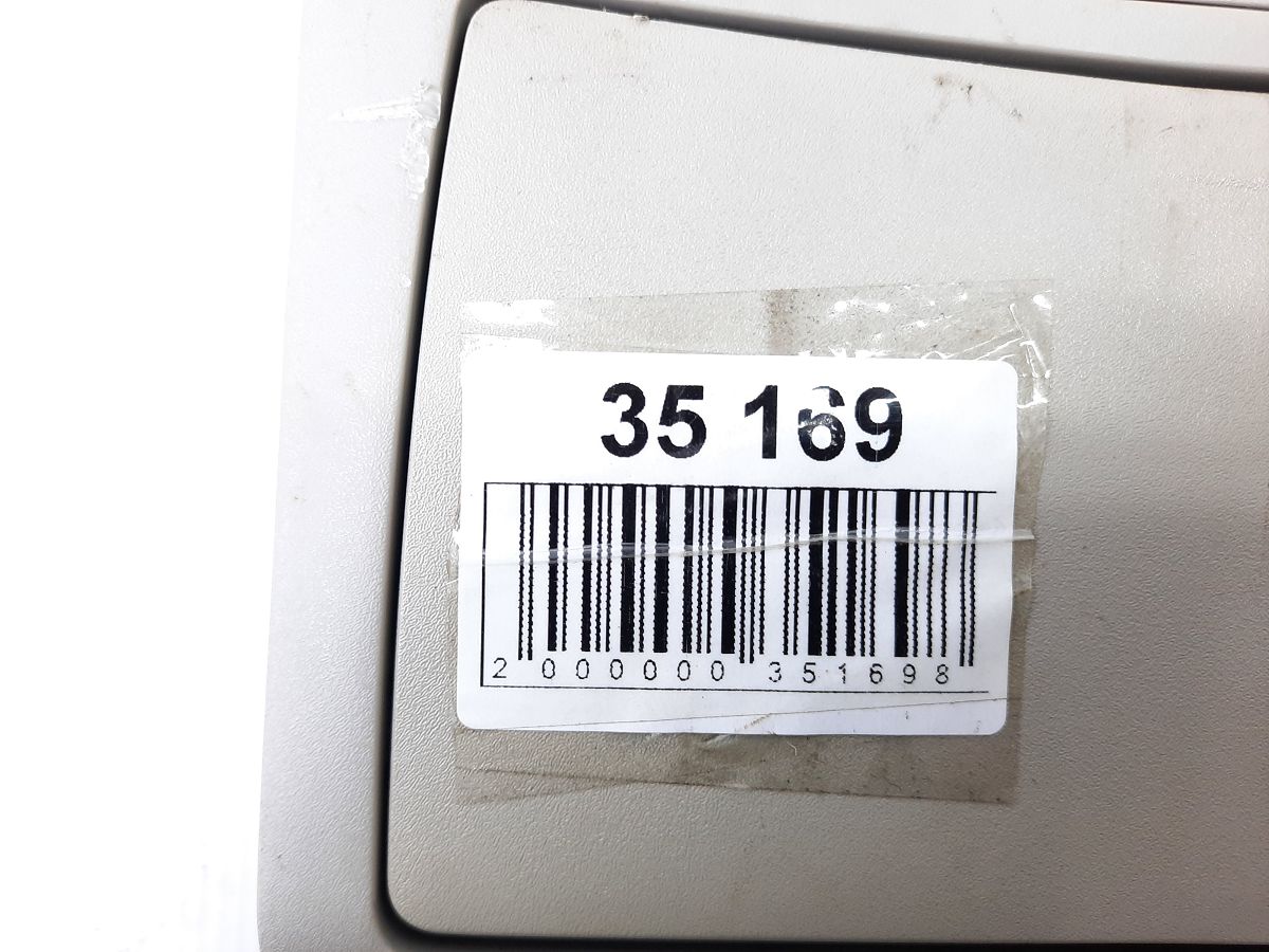 Sentra Плафон передній стельовий Nissan Sentra 2016-2019 264303TA9A Nissan Sentra 7