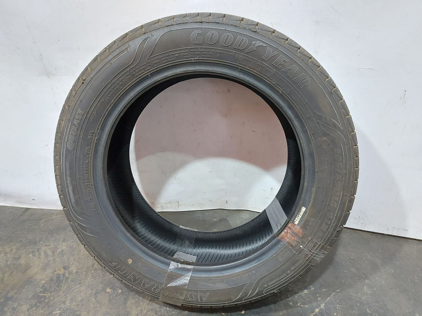 Всесезонные шины Резина GoodYear Assurence 205/55R16 6