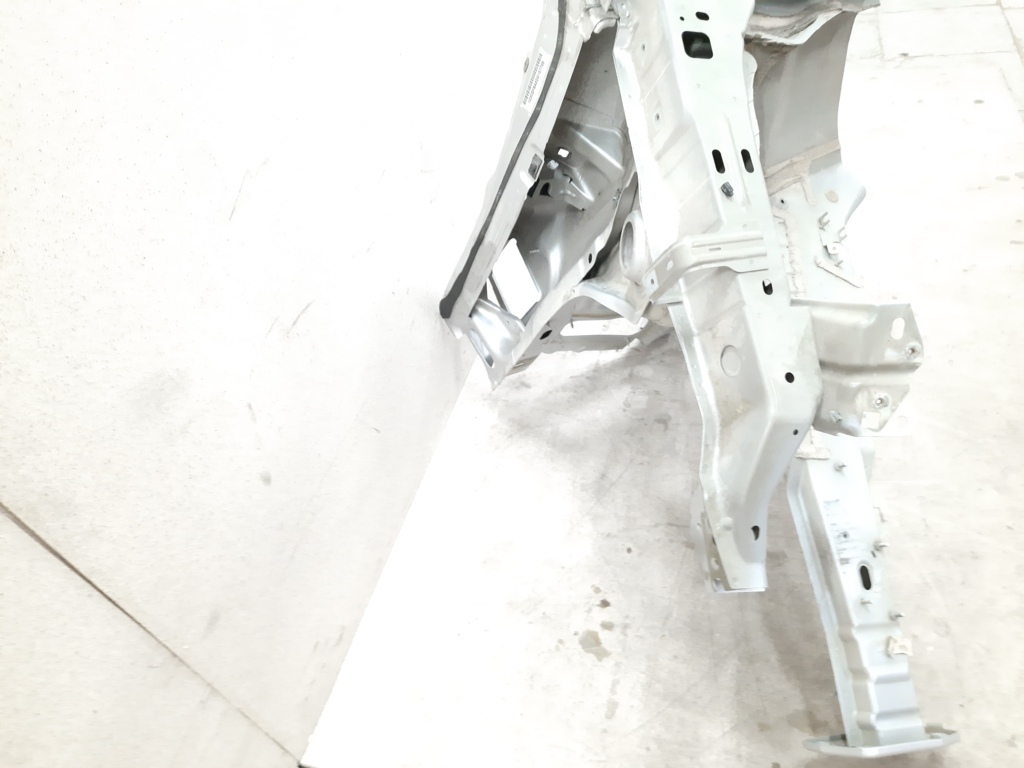 Dart Чверть передня ліва зі склянкою Dodge Dart 2013-2019 68105063AB Dodge Dart 10