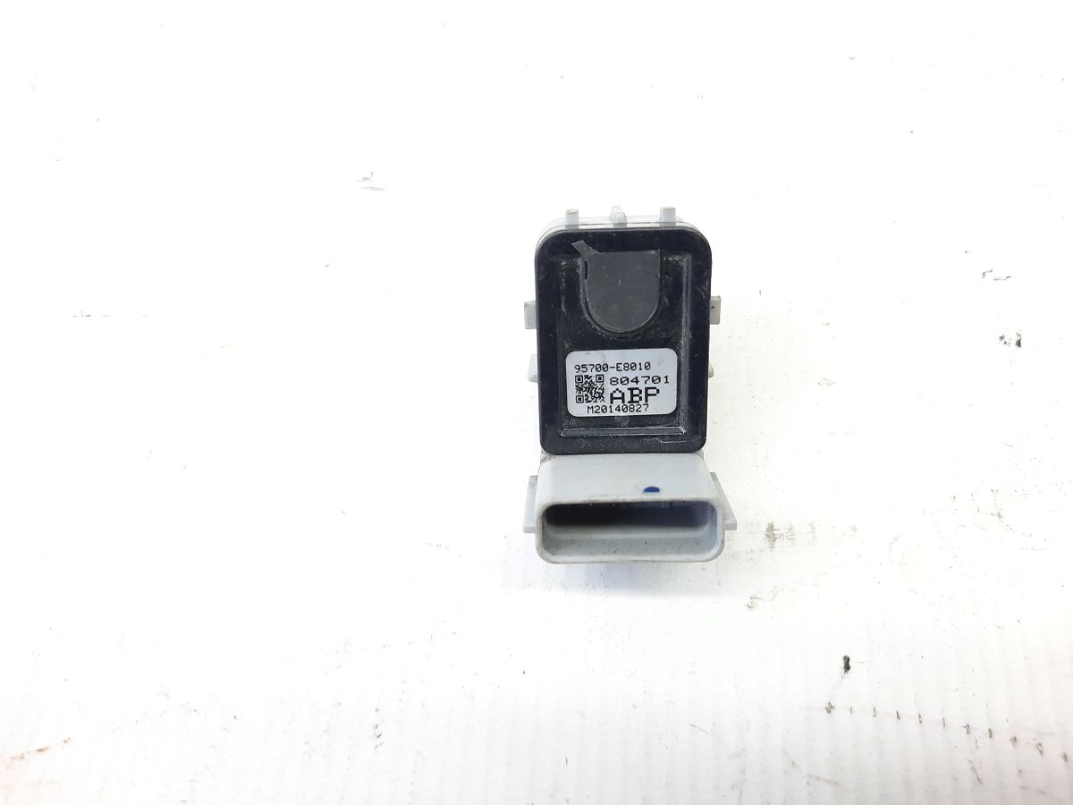 Cadenza Партронік заднього бампера Kia CADENZA 2014-2016 95700E8010ABP Kia CADENZA 7