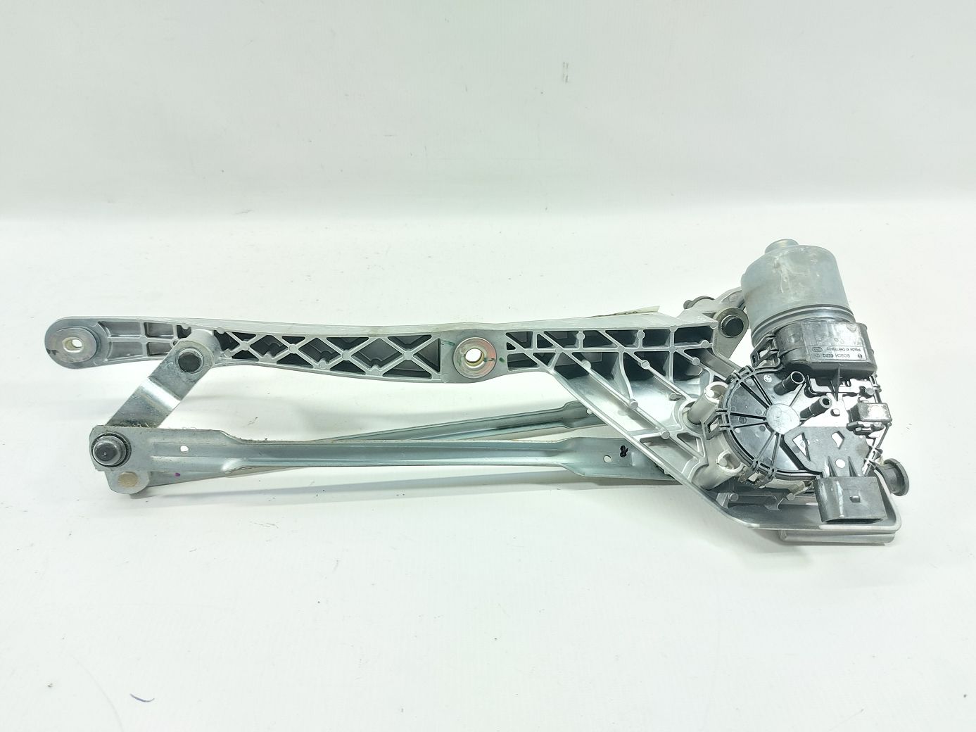 Fiesta Механизм стеклоочистителя (трапеция) Ford Fiesta 2014-2019 AE8Z17508A Ford Fiesta 3 Fiesta Механизм стеклоочистителя (трапеция) Ford Fiesta 2014-2019 AE8Z17508A Ford Fiesta 3