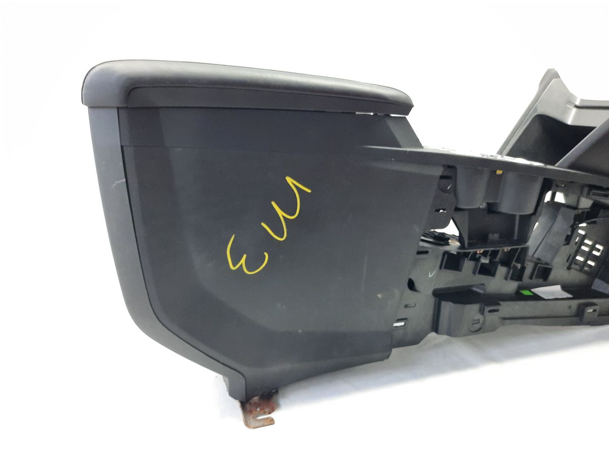 Equinox Консоль центральная Chevrolet Equinox 2015 23216797 Chevrolet Equinox 4