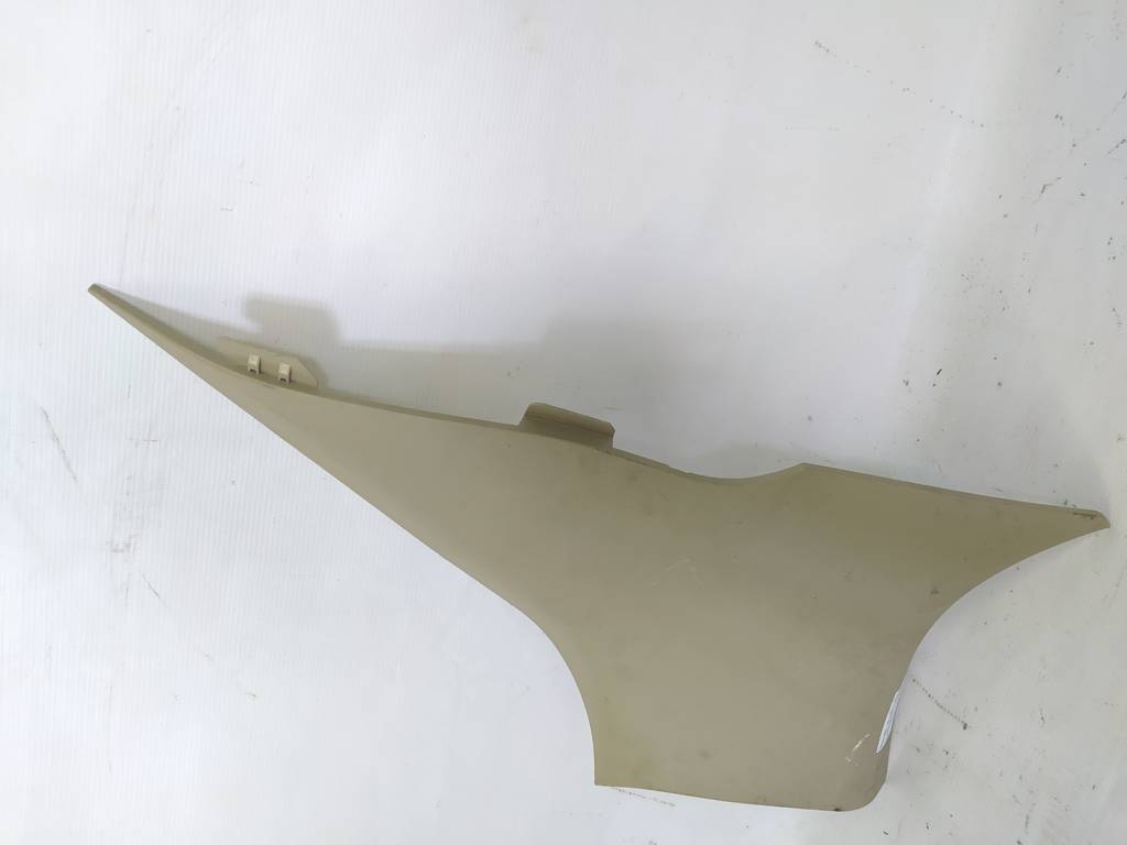 Optima Накладка задньої правої стійки Kia Optima 2011-2016 858604C000 Kia Optima 2