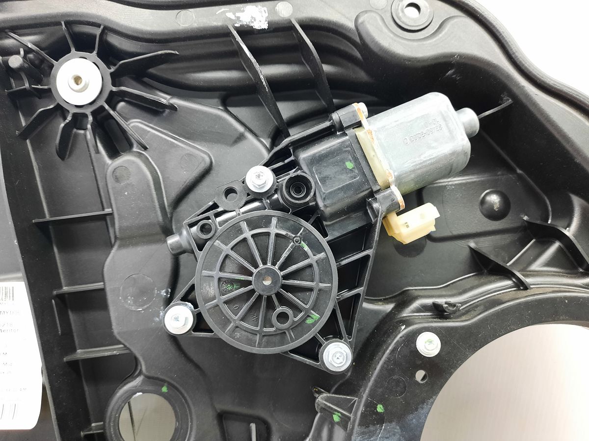 Sonata Склопідйомник дверей задньої лівої Hyundai Sonata 2011-2014 834713Q000 Hyundai Sonata 4
