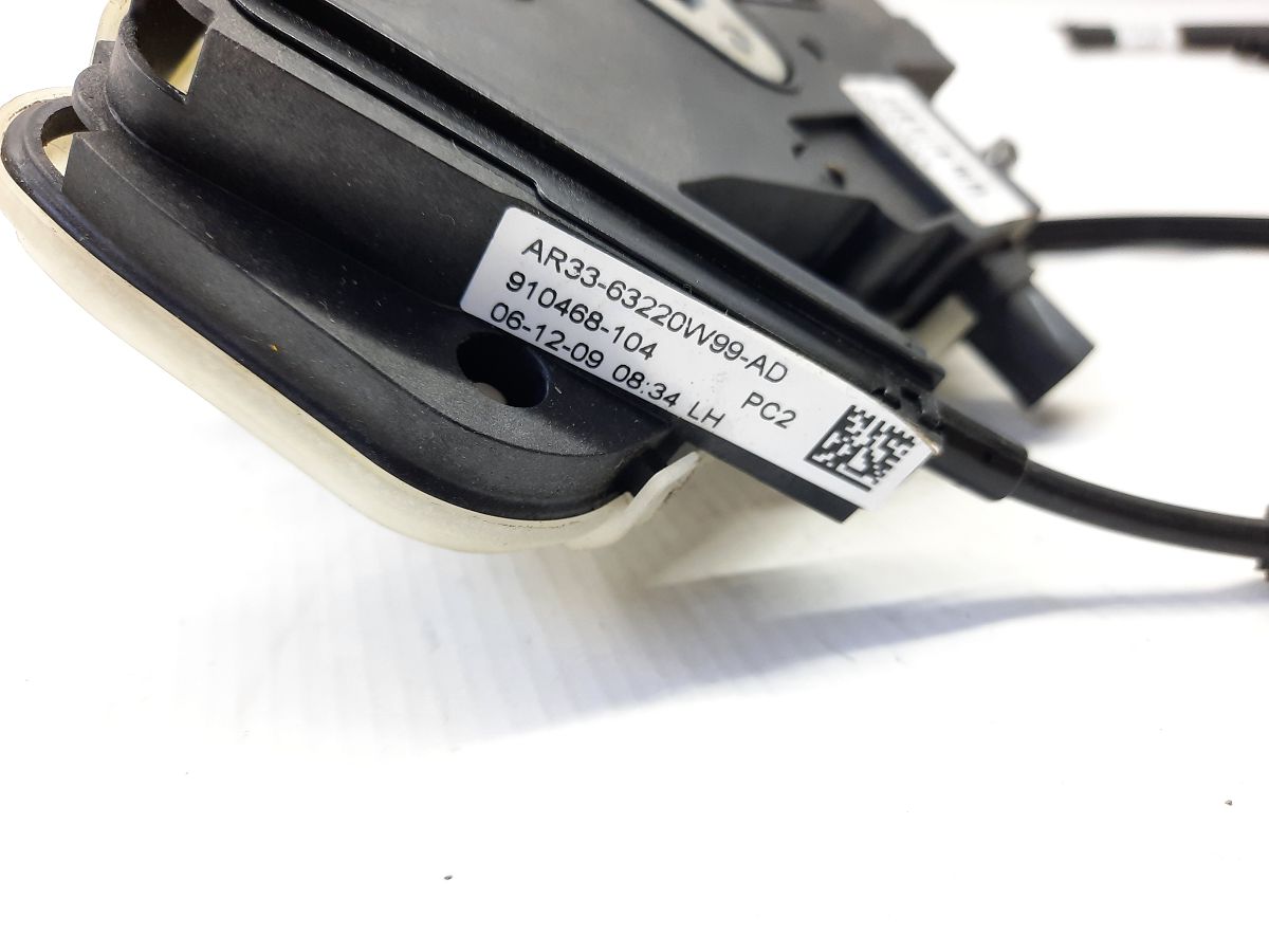 Mustang Замок двери передней левой Ford Mustang 2010-2014 CR3Z6321813D Ford Mustang 5