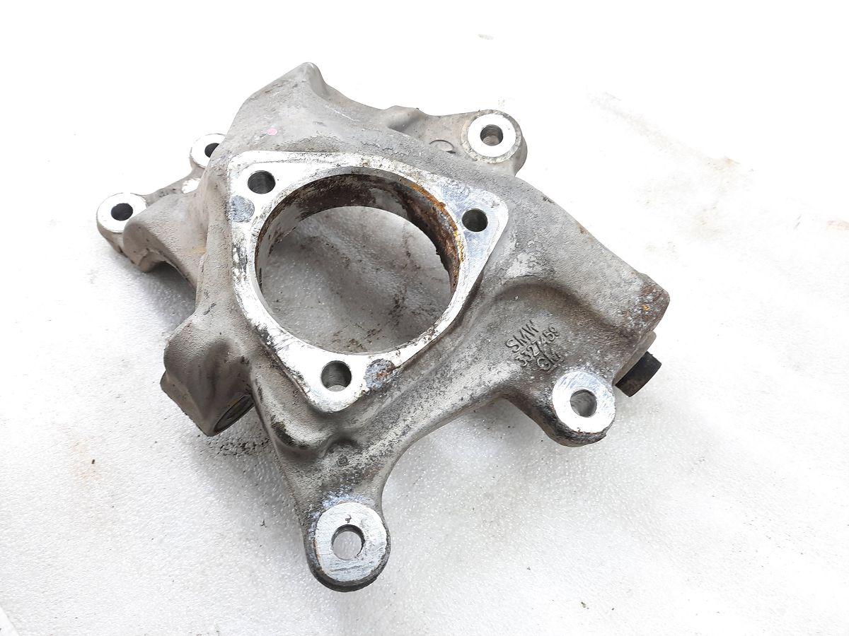 Regal Поворотний кулак задній правий Buick Regal 2014-2017 23432049 Buick Regal 2