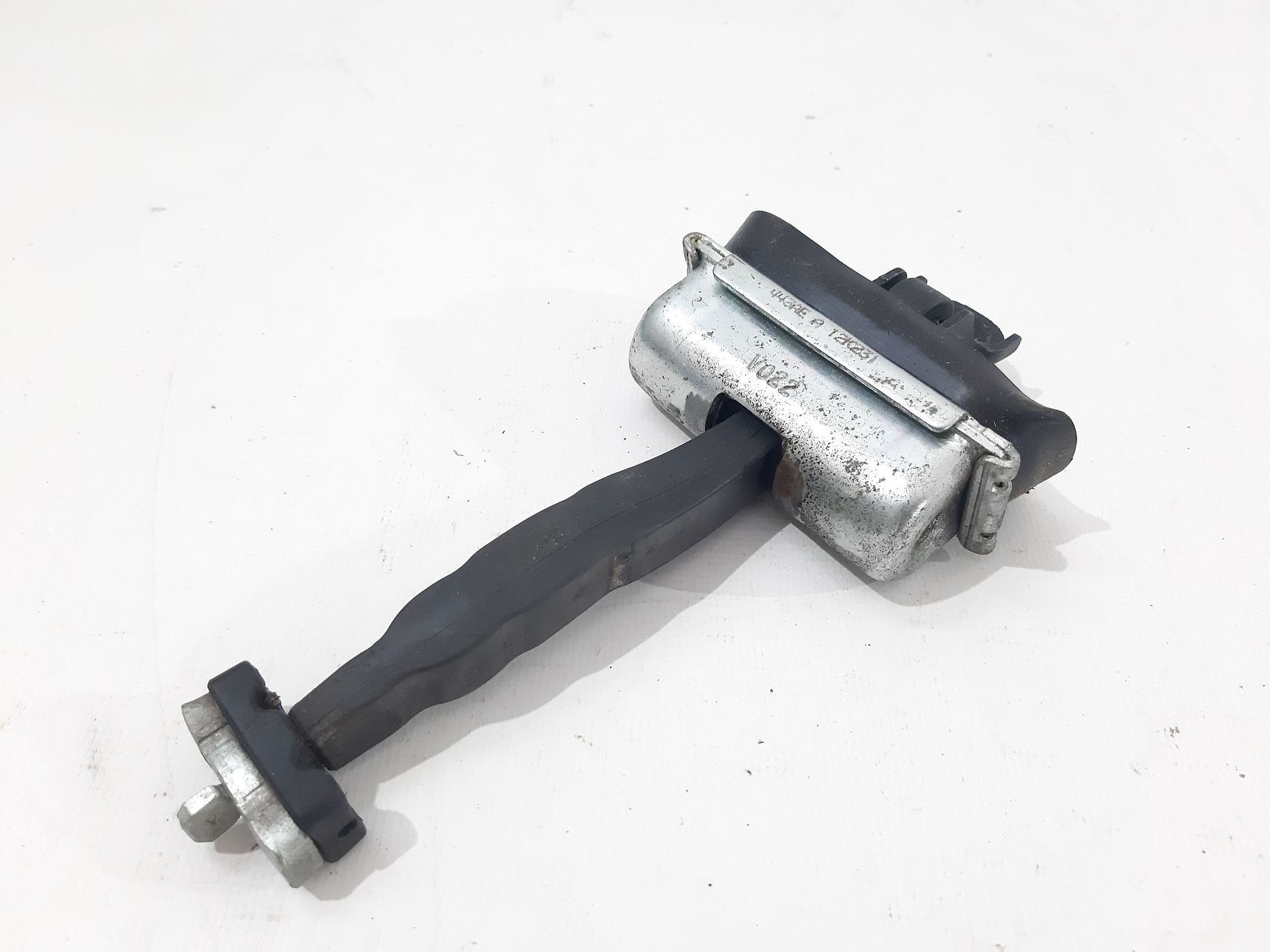 Dart Ограничитель двери задней правый/левый Dodge Dart 2013-2019 68082443AI Dodge Dart 7 Dart Ограничитель двери задней правый/левый Dodge Dart 2013-2019 68082443AI Dodge Dart 7